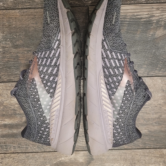 Brooks Adrenaline 21 Sneakers - Picture 2 of 8